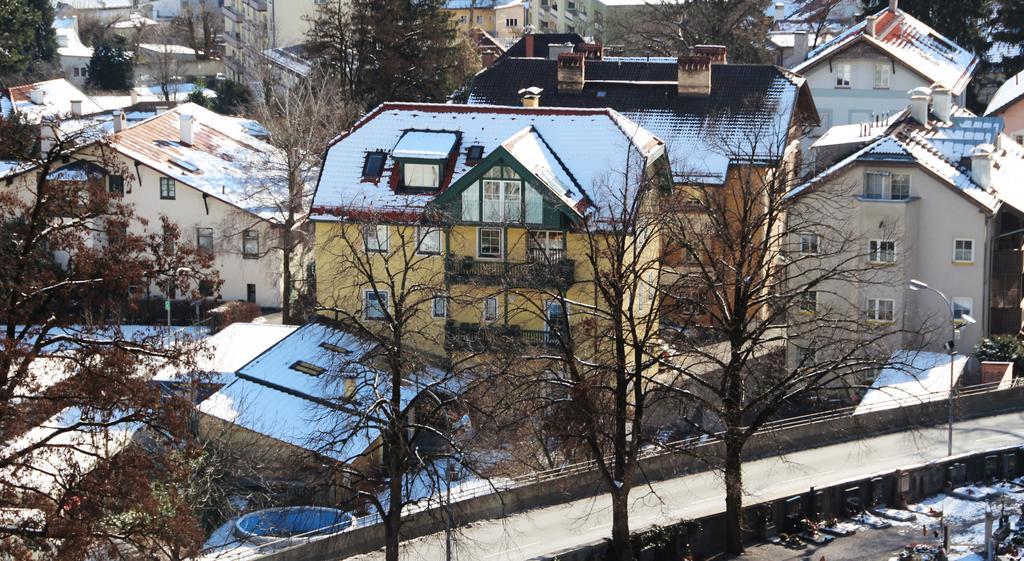 Riedz Apartments Innsbruck- Zentrales Apartmenthaus mit grüner Oase Exterior foto